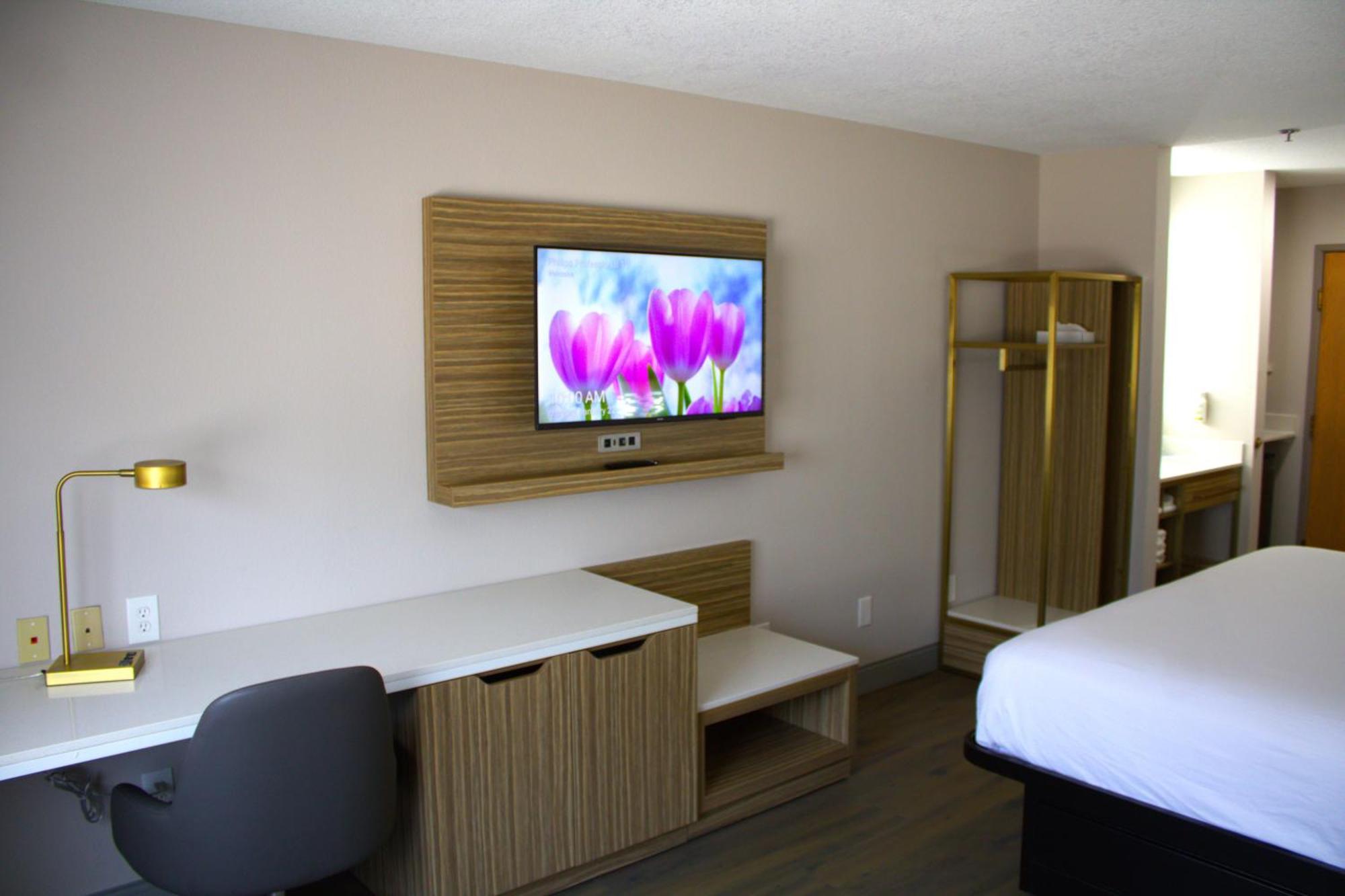 Baymont & By Wyndham Hotel